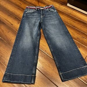 Stylish cropped wide leg Jeans